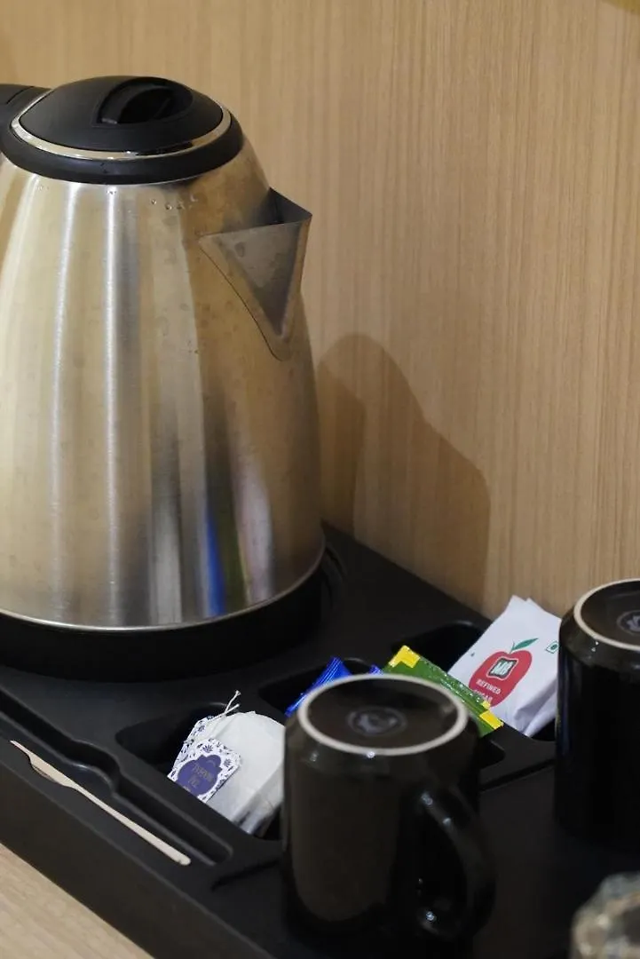Dn Hotel Kochi 3*,