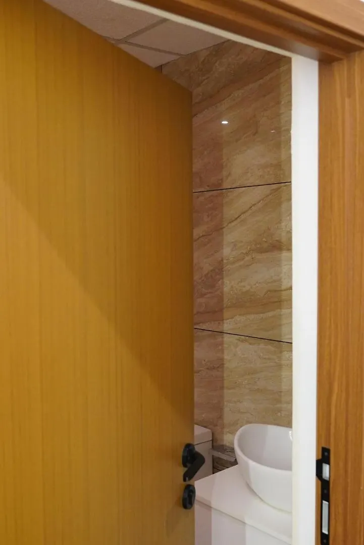 Dn Hotel Kochi